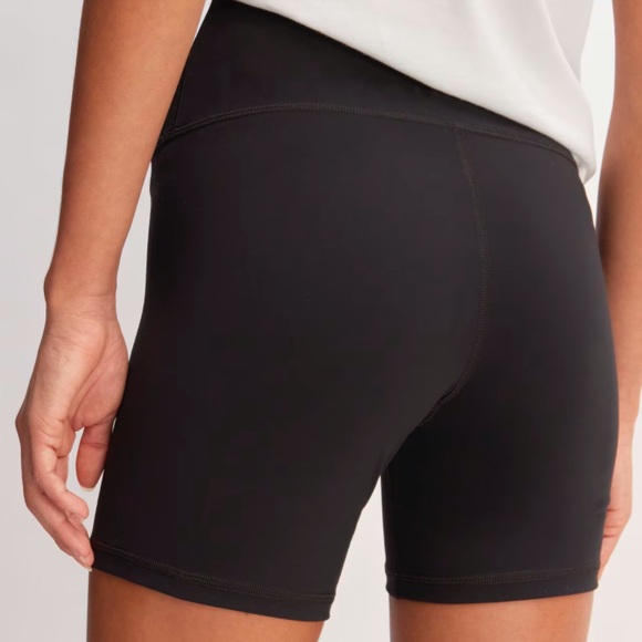 Everlane Perform Bike Short Size XS Black Stretch Athletic Moisture Wicking Soft - Picture 2 of 7